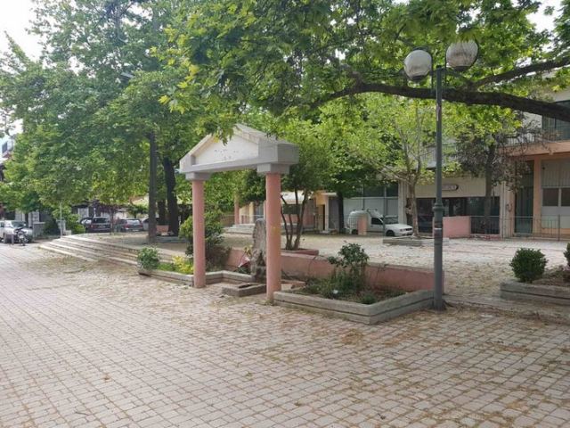 Περιφέρεια Στερεάς: Ανάπλαση της κεντρικής πλατείας Ελάτειας