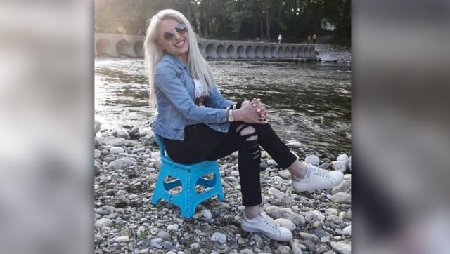 «Πήγα να δω τι έγινε και αντίκρισα την κόρη μου απανθρακωμένη στο αυτοκίνητο»