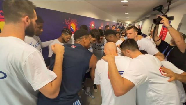 Γερμανία – Ελλάδα: Έτσι πώρωσε ο Γιάννης Αντετοκούνμπο τους παίκτες της Εθνικής πριν το ματς