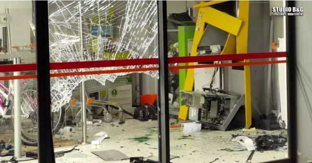 Άργος: Ανατίναξαν ΑΤΜ και διέλυσαν σούπερ μάρκετ – Οι πρώτες εικόνες μετά τις εκρήξεις στο σημείο