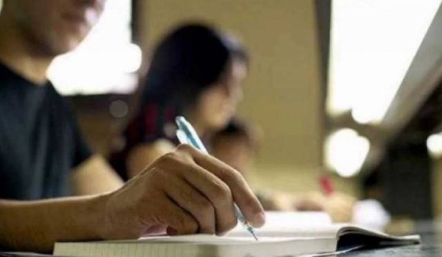 Η «Ιθάκη»…των Πανελλαδικών (της Σοφίας Αντωνοπούλου)