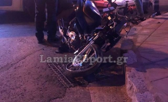 Λαμία: Τροχαίο με μηχανάκι σε διασταύρωση - Δείτε εικόνες