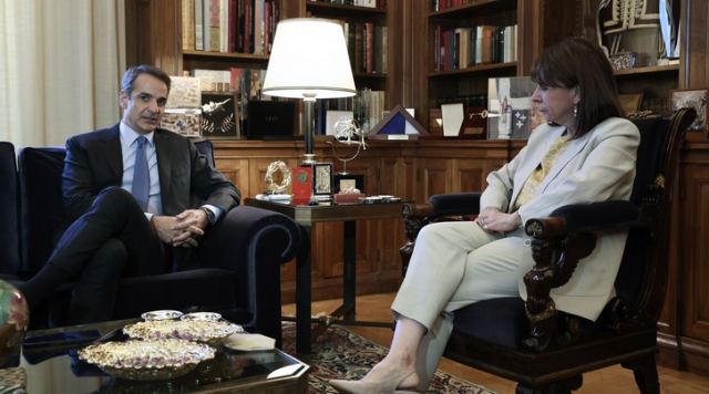 Μητσοτάκης σε ΠτΔ: Να διασφαλίσουμε ότι η έρευνα για τα αίτια της τραγωδίας θα γίνει με διαφάνεια και ταχύτητα