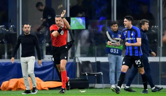 Έξαλλοι στην Μπαρτσελόνα: «Να δώσει εξηγήσεις ο διαιτητής» ζήτησε ο Τσάβι