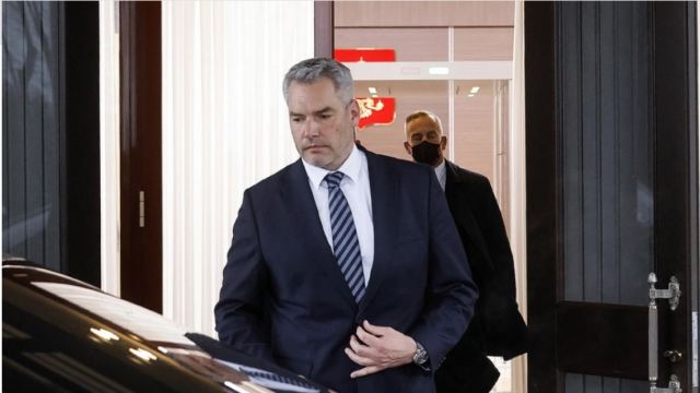 Ο Αυστριακός καγκελάριος συνάντησε τον Πούτιν: «Δεν ήταν φιλική επίσκεψη»