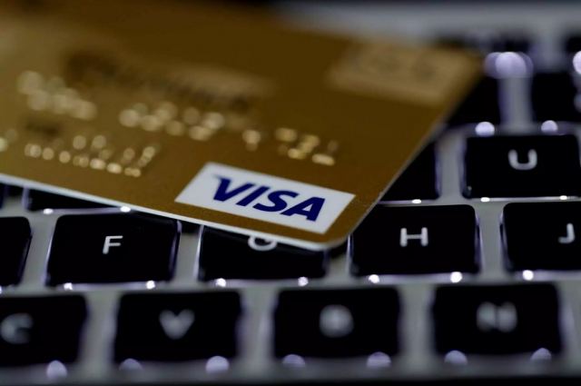 Αυξήθηκαν κατά 35% οι online συναλλαγές με το Δημόσιο το 2022