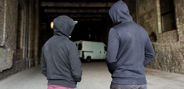 Σοκαριστικά στοιχεία για τη μάστιγα των παιδικών συμμοριών