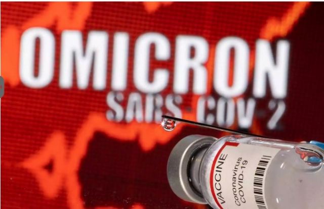 Μετάλλαξη Όμικρον: Μόνο μετά την τρίτη δόση εμβολίου μειώνεται το φορτίο κορωνοϊού