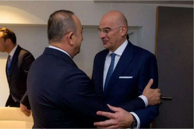 Τσαβούσογλου μετά τη συνάντηση με Δένδια: «Έχουμε μία πολύ καλύτερη ατμόσφαιρα στις σχέσεις μας»