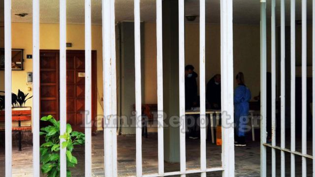 Λαμία: Χαμόγελα από τη μείωση των θετικών στα rapid tests του ΕΟΔΥ