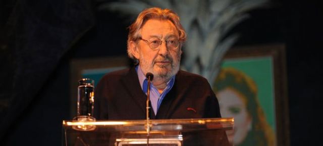 Σε κλίμα συγκίνησης το τελευταίο αντίο στον ηθοποιό Γιώργο Μοσχίδη [εικόνες]