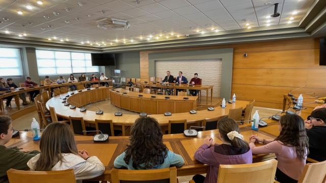 Δημοτικοί σύμβουλοι για μια μέρα, τα παιδιά του 3ου Δημοτικού Σχολείου Λαμίας