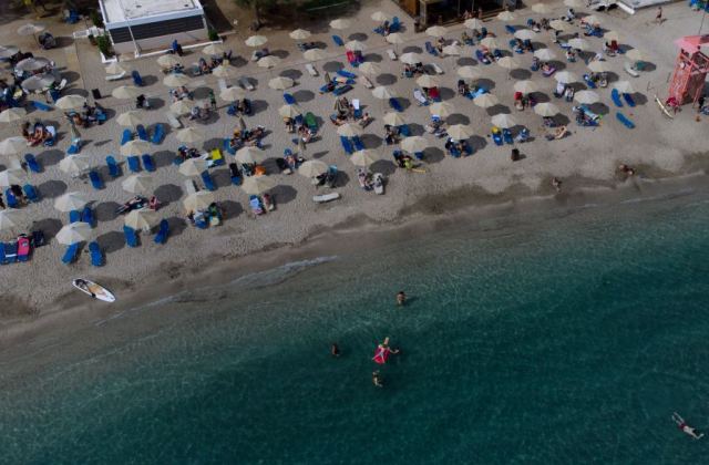 Κοινωνικός Τουρισμός: Aνοίγει το μεσημέρι η πλατφόρμα για τα 300.000 voucher