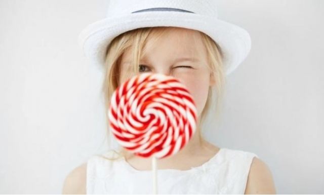 Πόση ζάχαρη επιτρέπεται να τρώνε τα παιδιά