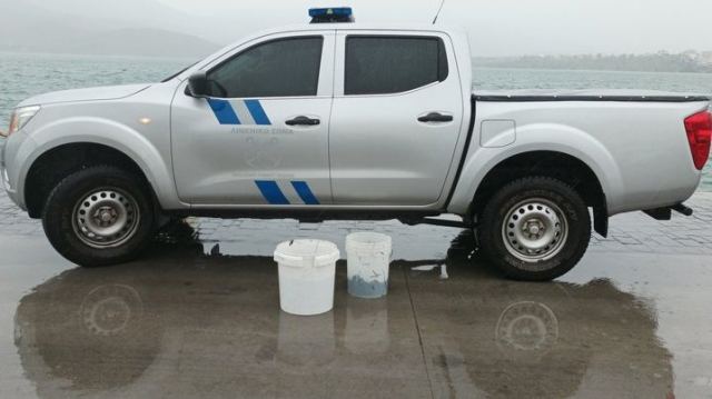 Τον έπιασαν να ψαρεύει παράνομα ολοθούρια