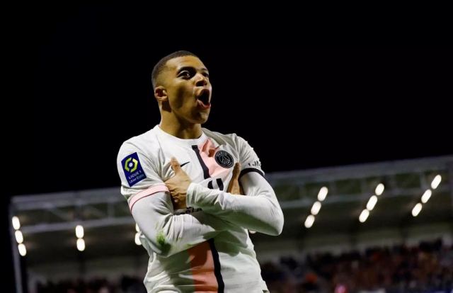 Ο Κιλιάν Εμπαπέ ξεπέρασε σε έσοδα τους Κριστιάνο Ρονάλντο και Λιονέλ Μέσι