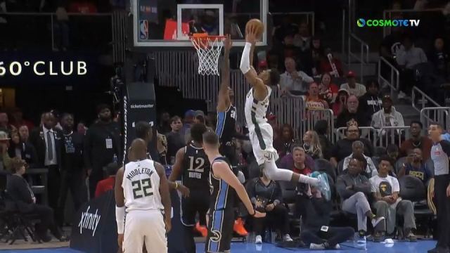 Ο Γιάννης Αντετοκούνμπο στην κορυφή του Top 5 στο ΝΒΑ με εντυπωσιακό κάρφωμα