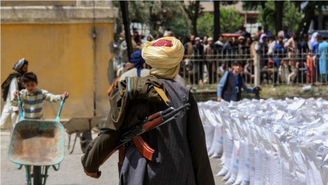 Αφγανιστάν: Έφθασαν τους 21 οι νεκροί από την έκρηξη σε τζαμί της Καμπούλ