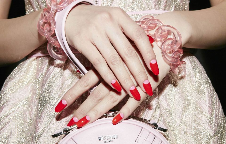 Λαμία: Ποια nail trends θα κυριαρχήσουν το 2019; Δοκίμασέ τα τώρα με μειωμένες τιμές στο Nail Bar!