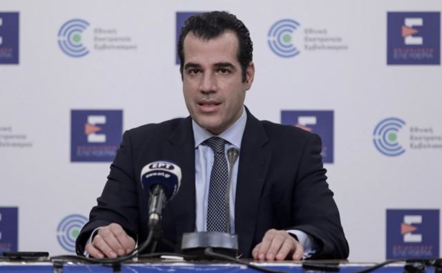 Live οι ανακοινώσεις Πλεύρη για τις μάσκες