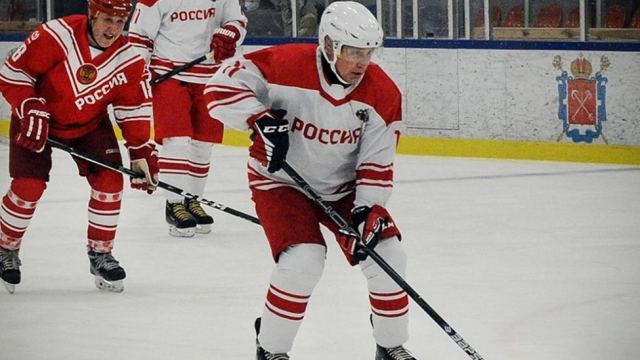 Βλαντιμίρ Πούτιν: Η απουσία από τον αγαπημένο του αγώνα χόκεϊ φουντώνει νέες φήμες για την υγεία του