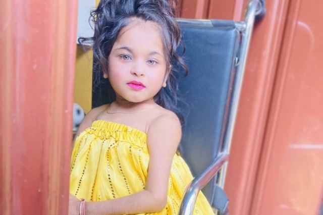 «Είμαι 19 αλλά νομίζουν ότι είμαι μικρό παιδί» - Η ιστορία της Aboli