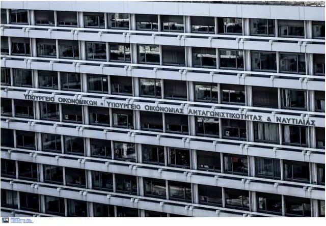 Αποκαλυπτήρια για Market Pass, Youth Pass, ΕΝΦΙΑ και μισθούς στο δημόσιο – Ποιοι και πόσο κερδίζουν με το νέο νομοσχέδιο που παρουσιάζεται σήμερα