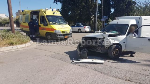 Λαμία: Προσοχή STOP - Νέο τροχαίο μέσα στην πόλη - ΦΩΤΟ