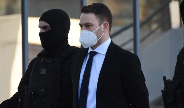 Μπάμπης Αναγνωστόπουλος στο δικαστήριο: Ποτέ δεν είχα σκοπό να βλάψω τη σύζυγό μου