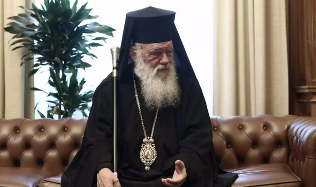 Παρέμβαση αρχιεπισκόπου Ιερώνυμου για τον γάμο των ομόφυλων ζευγαριών – Ζητά ονομαστική ψηφοφορία στη Βουλή
