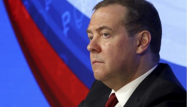 Προκλητικός Μεντβέντεφ: 