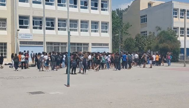 Αυτοκτονία 14χρονου: Έρευνες για το αν κατέγραψε το τέλος του στο κινητό - Ανησυχία για τα διαδικτυακά «παιχνίδια» θανάτου