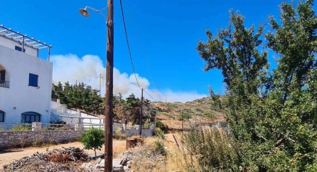 Φωτιά τώρα σε δασική περιοχή στα Κύθηρα: Ενισχύθηκαν οι δυνάμεις, επιχειρούν 12 αεροσκάφη και πέντε ελικόπτερα