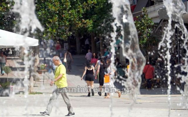 Καιρός: Έρχεται τετραήμερο «καλοκαίρι» με 40άρια - Ποιες περιοχές θα «βράσουν»