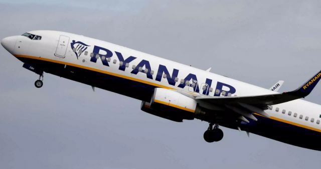 Ryanair: Κλείνει για τέσσερις μήνες τη βάση της στην Αθήνα