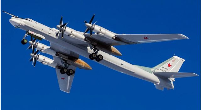 Πόλεμος στην Ουκρανία: Οι Ρώσοι σήκωσαν τα βαρέα βομβαρδιστικά Tu-95/-160