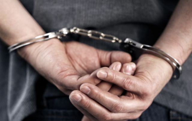 «Φαντομάς» με συνολικές ποινές 41 ετών κυκλοφορούσε ελεύθερος