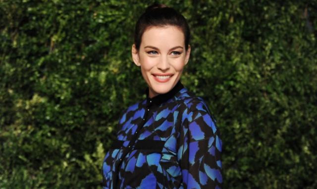 Στίβεν Τάιλερ: Πώς η κόρη του, Λιβ Τάιλερ, ανακάλυψε ότι ο frontman των Aerosmith είναι ο πατέρας της