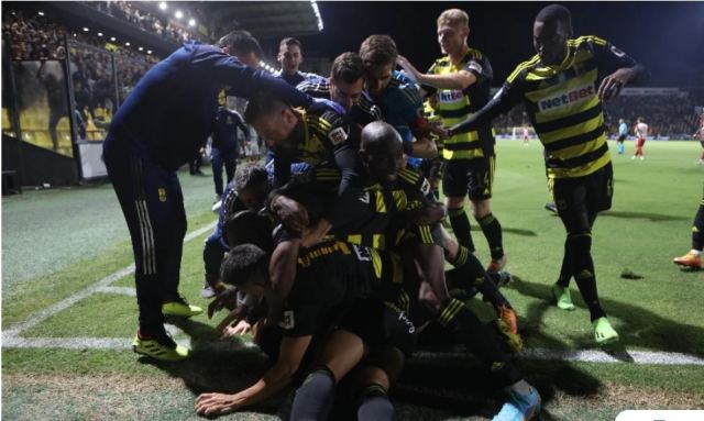 Άρης – Ολυμπιακός 2-1: Έχασε μέσα σε 3 λεπτά και έμεινε στο -7