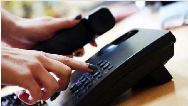 Νομοσχέδιο στην Ισπανία για εξυπηρέτηση από τα τηλεφωνικά κέντρα μέσα σε τρία λεπτά