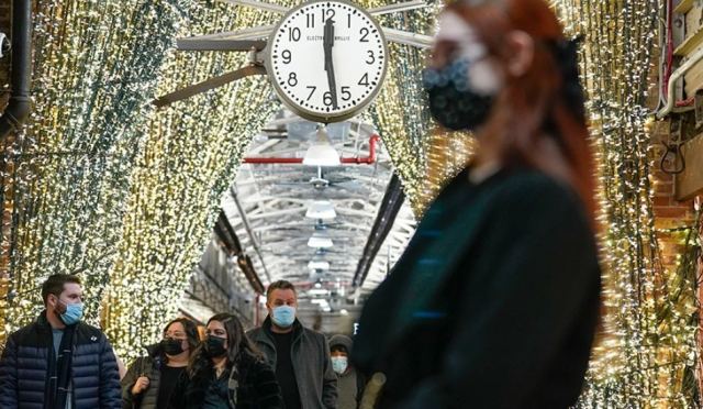 Νέα Υόρκη: Τέρμα οι μάσκες στα μέσα μαζικής μεταφοράς