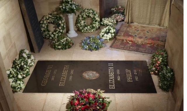 Βασίλισσα Ελισάβετ: Τεράστιες ουρές για να επισκεφθούν τον τάφο της