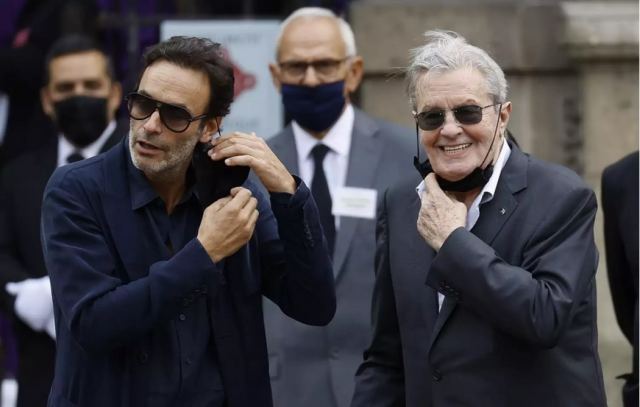 Αλέν Ντελόν: Θέλει να κάνει ευθανασία, αποκαλύπτει ο γιος του – «Δικαίωμά μας να φεύγουμε ειρηνικά»