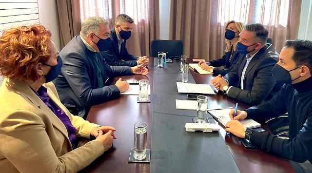 Συνάντηση Θέμη Χειμάρα - Θύμιου Καραΐσκου στο Δημαρχείο