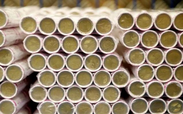 Η Κομισιόν προτείνει «πάγωμα» των δημοσιονομικών κανόνων και το ’23 αλλά «σφιχτό ζωνάρι»