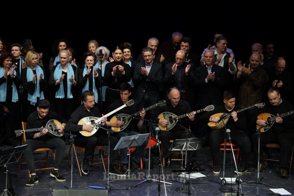 O Γιώργος Ζαμπέτας «ξαναζωντάνεψε» στο Δημοτικό Θέατρο Λαμίας