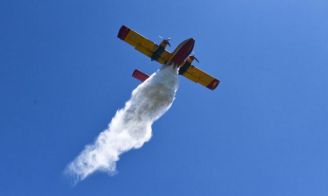 Canadair - Κάρυστος: Τα τελευταία λόγια των 2 πιλότων - «Πάμε για τελευταίο ανεφοδιασμό και φεύγουμε»