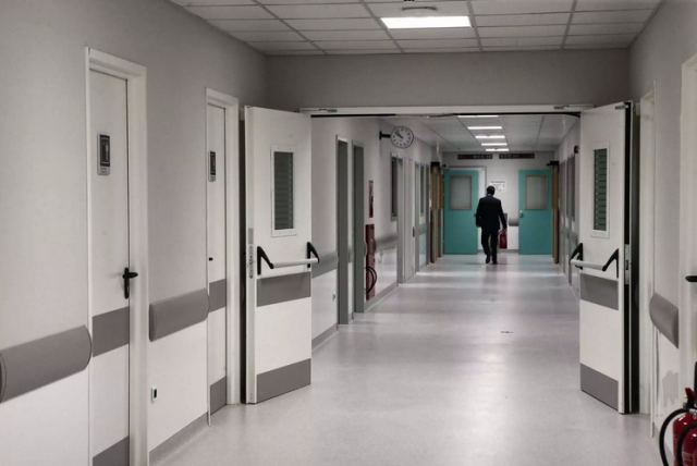 Πάτρα: Σάλος με εργαζόμενη νοσοκομείου – Έχει να πάει στη δουλειά 4 χρόνια