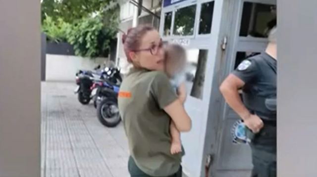 Αιγάλεω: Ελεύθεροι με περιοριστικούς όρους οι δύο άνδρες για την αρπαγή βρέφους