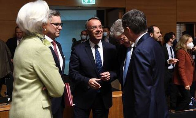 Το Eurogroup ανάβει πράσινο φως για το τέλος της ενισχυμένης εποπτείας στην Ελλάδα